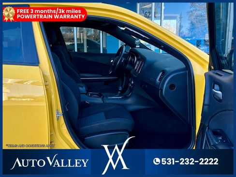 Used 2018 Dodge Charger R/T w/ Navigation & Travel Group image 18