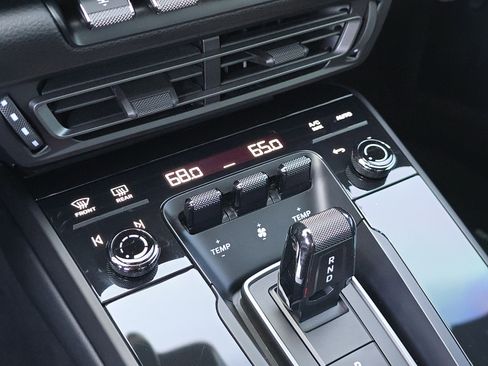 Certified 2023 Porsche 911 Carrera GTS image 24