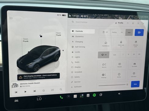 Used 2025 Tesla Model Y Long Range RWD image 23