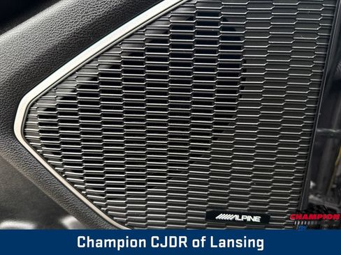 Used 2022 Jeep Grand Cherokee Limited image 38