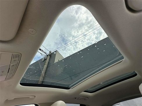 Certified 2022 Mercedes-Benz GLC 300 4MATIC image 33