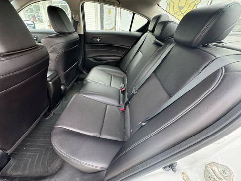 Used 2013 Acura ILX w/ Technology Package FWD image 16