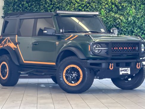 Certified 2022 Ford Bronco Badlands AWD/4WD image 2