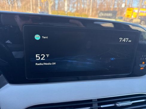 Used 2021 Hyundai Palisade Limited image 15