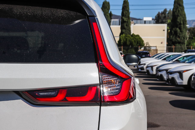 Used 2025 Honda CR-V Sport-L image 10