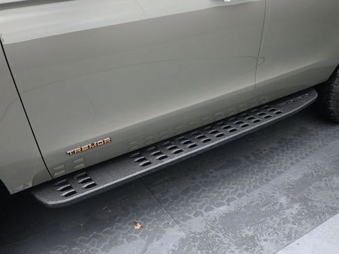 New 2025 Ford Expedition Tremor image 14