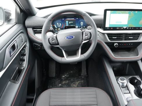 New 2026 Ford Explorer ST-Line image 13