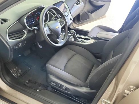 Used 2024 Chevrolet Malibu LT FWD image 14