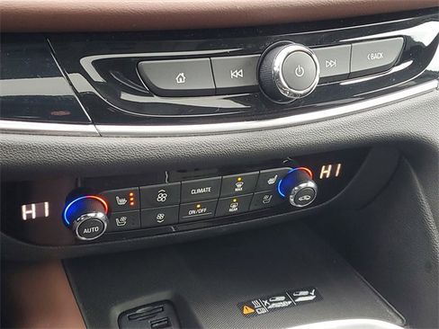 Certified 2020 Buick Enclave Avenir w/ Avenir Technology Package image 29