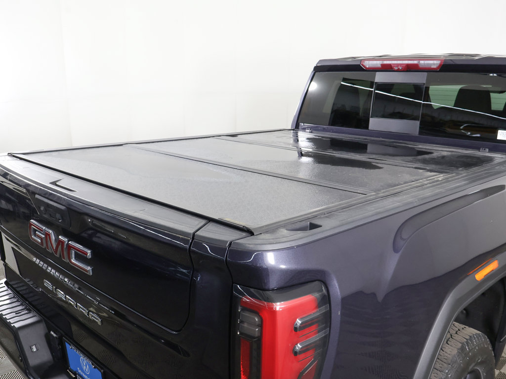 Used 2024 GMC Sierra 2500 AT4 w/ Technology Package AWD/4WD image 18