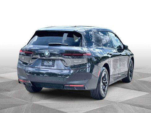 Used 2025 BMW iX xDrive50 AWD/4WD image 8