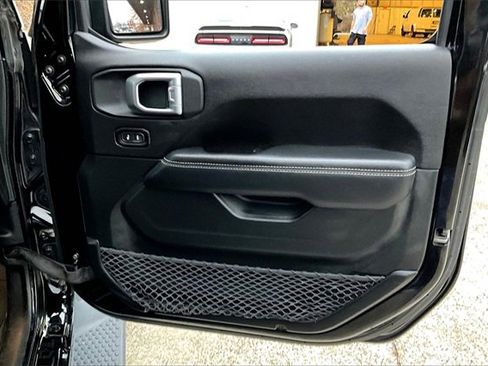 Used 2020 Jeep Wrangler Unlimited Sahara w/ Uconnect 4C Nav & Sound Group image 25