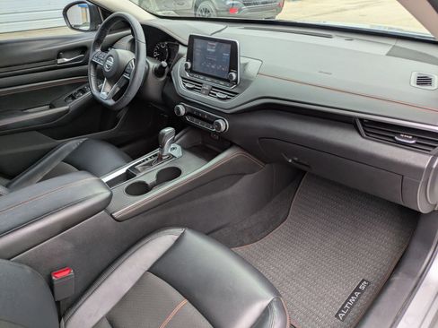 Used 2020 Nissan Altima 2.5 SR image 27