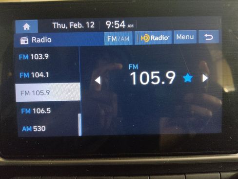 Used 2024 Hyundai Venue SE image 25