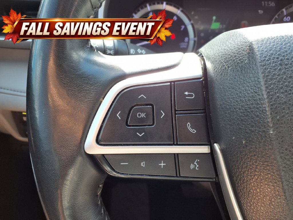 Used 2023 Toyota Highlander XLE AWD/4WD image 20
