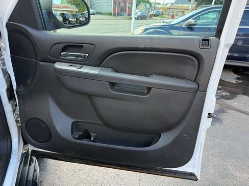 Used 2013 Chevrolet Tahoe 4WD w/ Skid Plate Package image 25