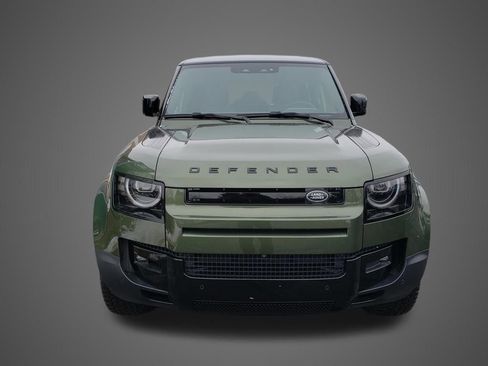 New 2026 Land Rover Defender 110 S image 2