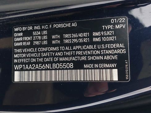 Used 2022 Porsche Macan image 38