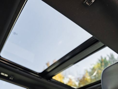 Used 2019 Ford F150 Lariat w/ Equipment Group 502A Luxury image 42