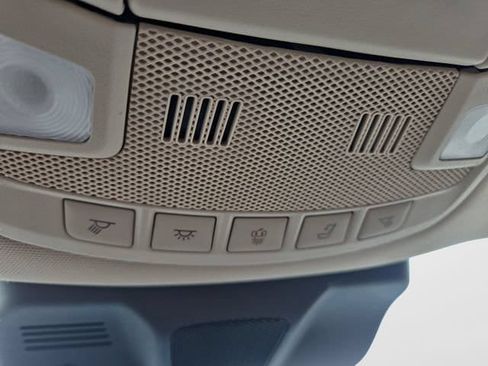 Used 2024 Lincoln Navigator Premiere AWD/4WD image 29