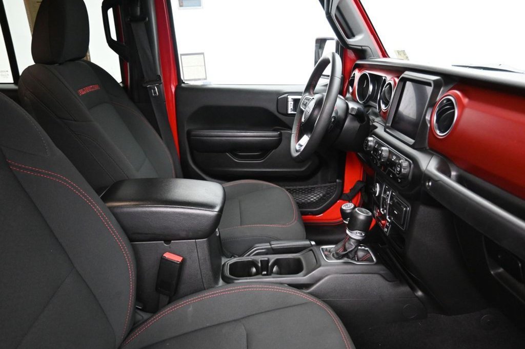 Used 2023 Jeep Gladiator Rubicon AWD/4WD image 14