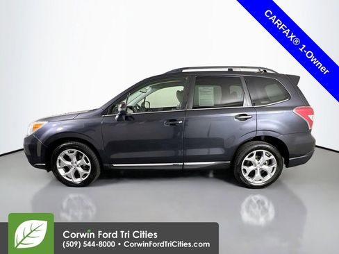 Used 2015 Subaru Forester 2.5i Touring AWD/4WD image 6