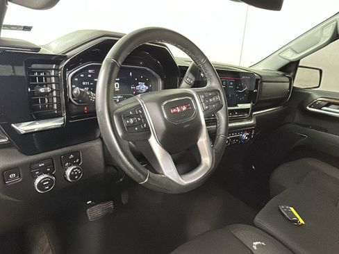 Used 2024 GMC Sierra 1500 Elevation AWD/4WD image 16