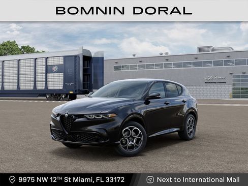 New 2025 Alfa Romeo Tonale AWD/4WD image 1