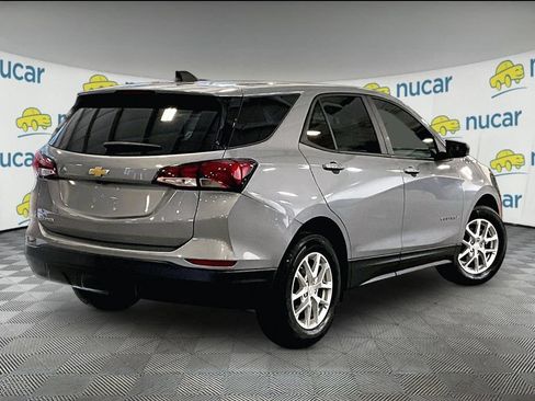 Used 2024 Chevrolet Equinox LS w/ LS Convenience Package FWD image 6