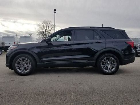 New 2026 Ford Explorer Active w/ Active Comfort Package image 7
