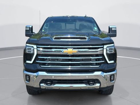 Certified 2024 Chevrolet Silverado 2500 LTZ w/ LTZ Convenience Package AWD/4WD image 10