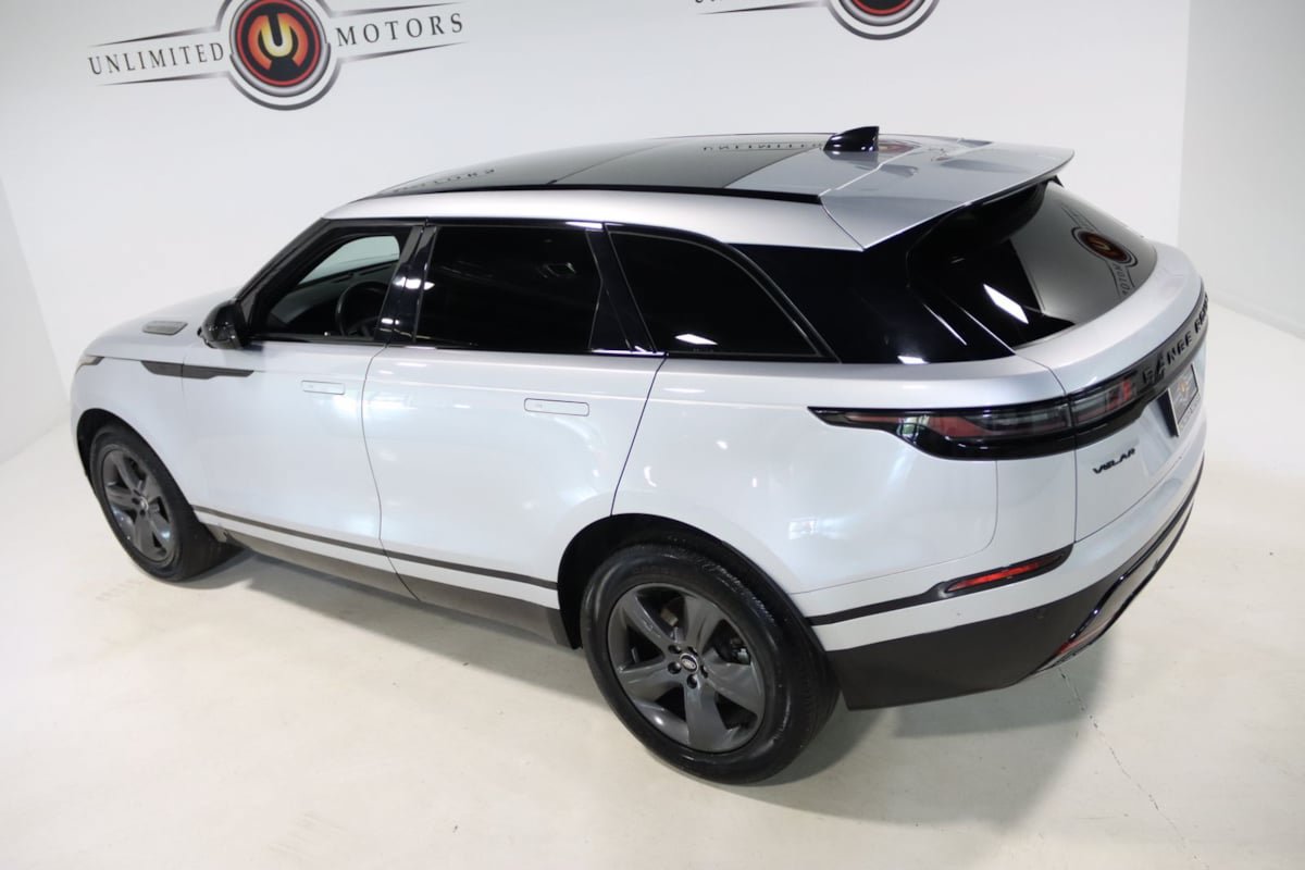 Used 2025 Land Rover Range Rover Velar Dynamic SE AWD/4WD image 11