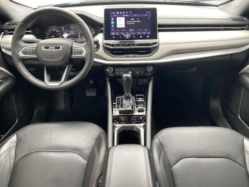 Certified 2023 Jeep Compass Limited image 12