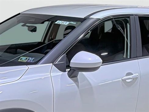 Used 2026 Nissan Rogue SV AWD/4WD image 8