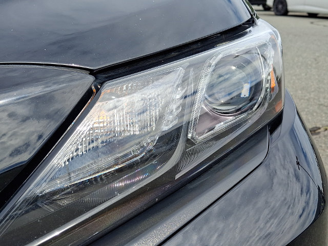 Used 2024 Toyota Camry SE w/ Convenience Package FWD image 9