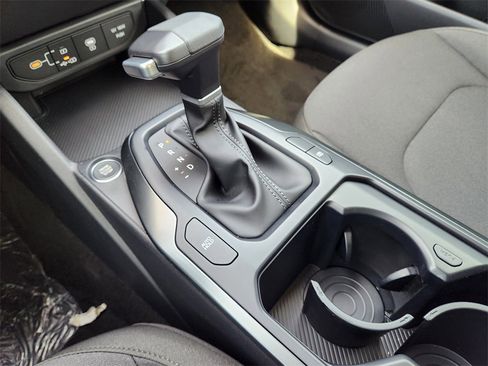 New 2026 Kia K4 LXS image 15