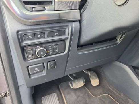 Used 2021 Ford F150 Platinum w/ Equipment Group 701A High AWD/4WD image 27