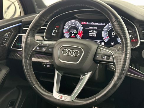 Used 2023 Audi SQ7 Prestige w/ Prestige Package AWD/4WD image 8