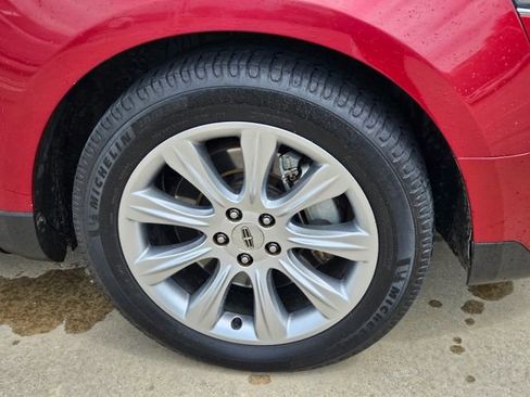 Used 2015 Lincoln MKT AWD w/ Equipment Group 201A image 3