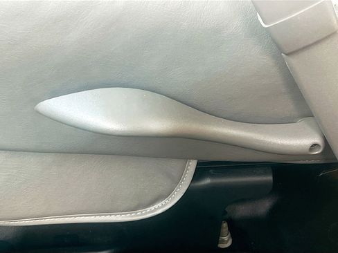 Used 2022 Chevrolet Express 3500 w/ Power Convenience Package image 15