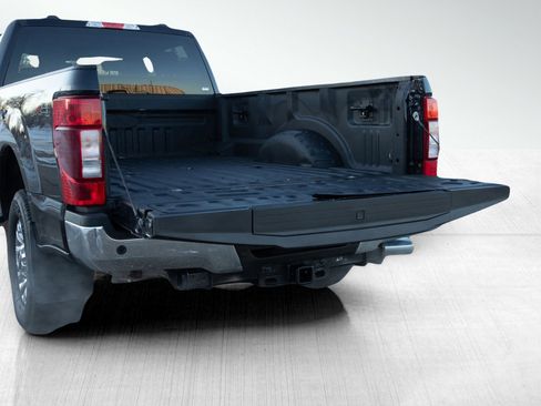 Used 2022 Ford F250 XLT w/ XLT Premium Package image 7