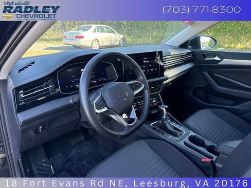 Used 2025 Volkswagen Jetta S FWD image 4