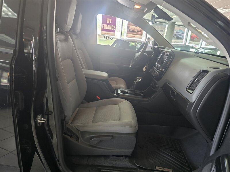 Used 2022 Chevrolet Colorado W/T w/ WT Convenience Package RWD image 14