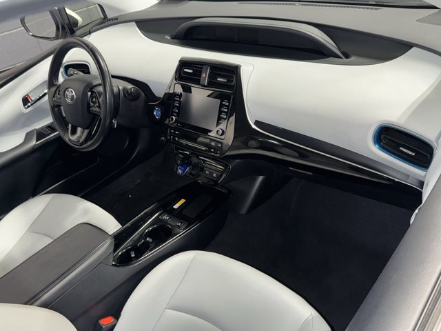 Used 2022 Toyota Prius XLE AWD/4WD image 25
