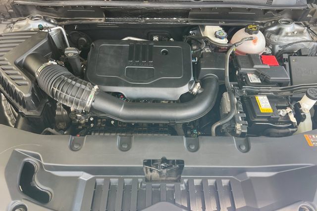 Used 2025 Chevrolet Blazer LT AWD/4WD image 24