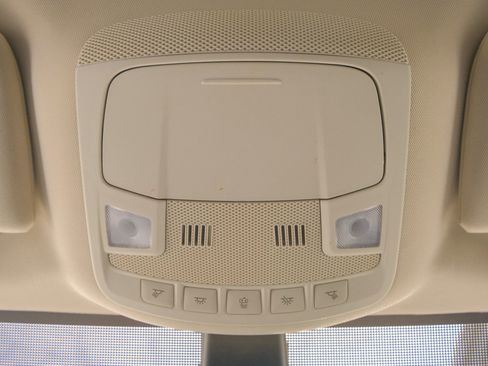 Used 2024 Ford Edge Titanium image 34