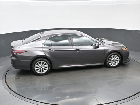Used 2023 Toyota Camry LE image 40
