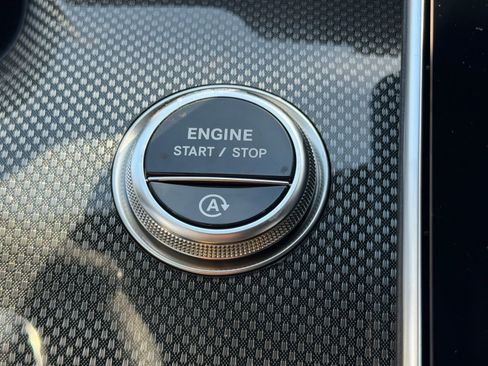 New 2026 Mercedes-Benz C 43 AMG 4MATIC Sedan image 25