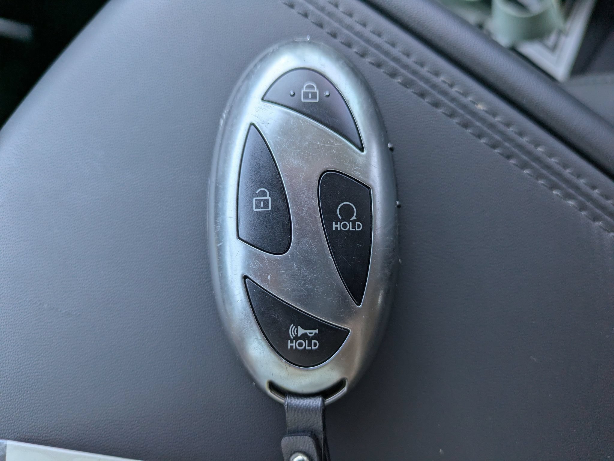 Used 2025 Hyundai Santa Fe Limited AWD/4WD image 30