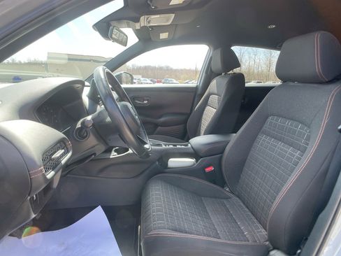 Certified 2024 Honda HR-V Sport image 12